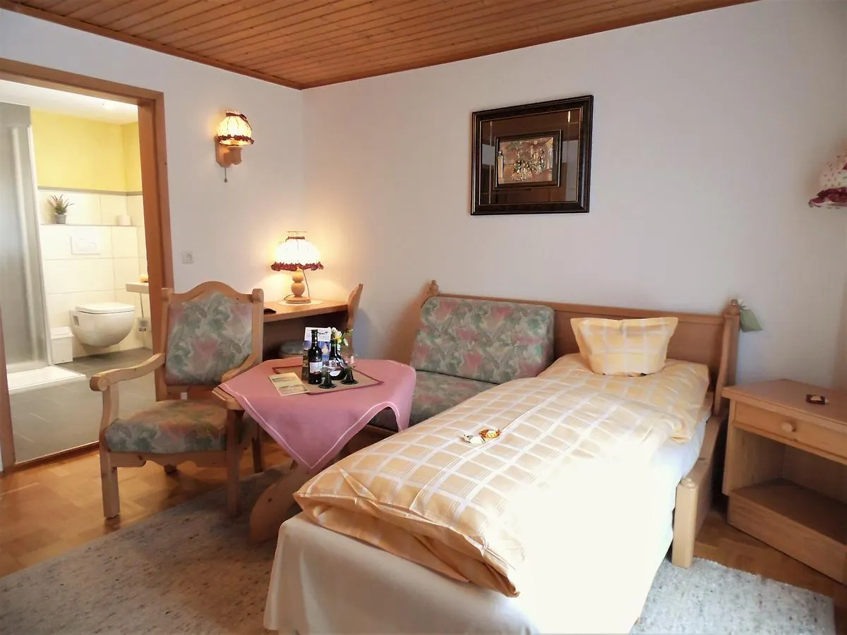 Landgasthof/Landhaus Waldlust Bischofsgruen Guest house